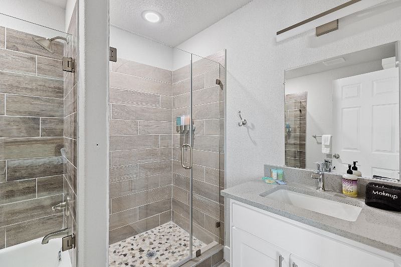Furnished Finder property 604356_1 photo 3