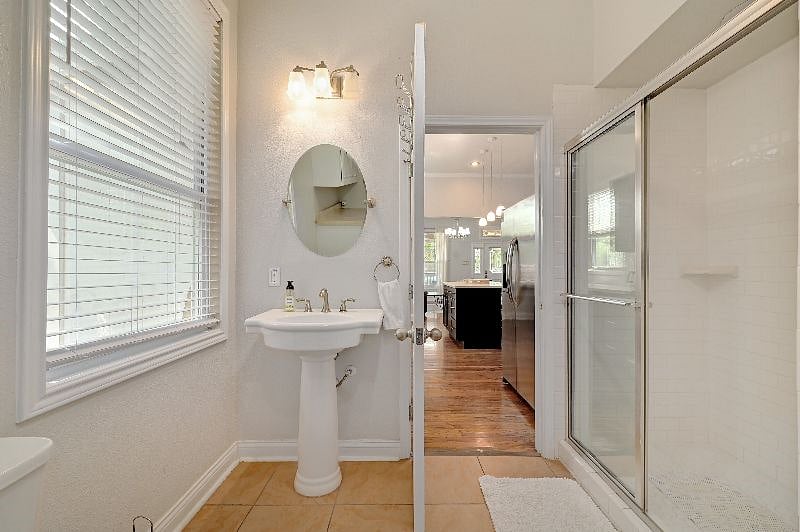 Furnished Finder property 604437_1 photo 37