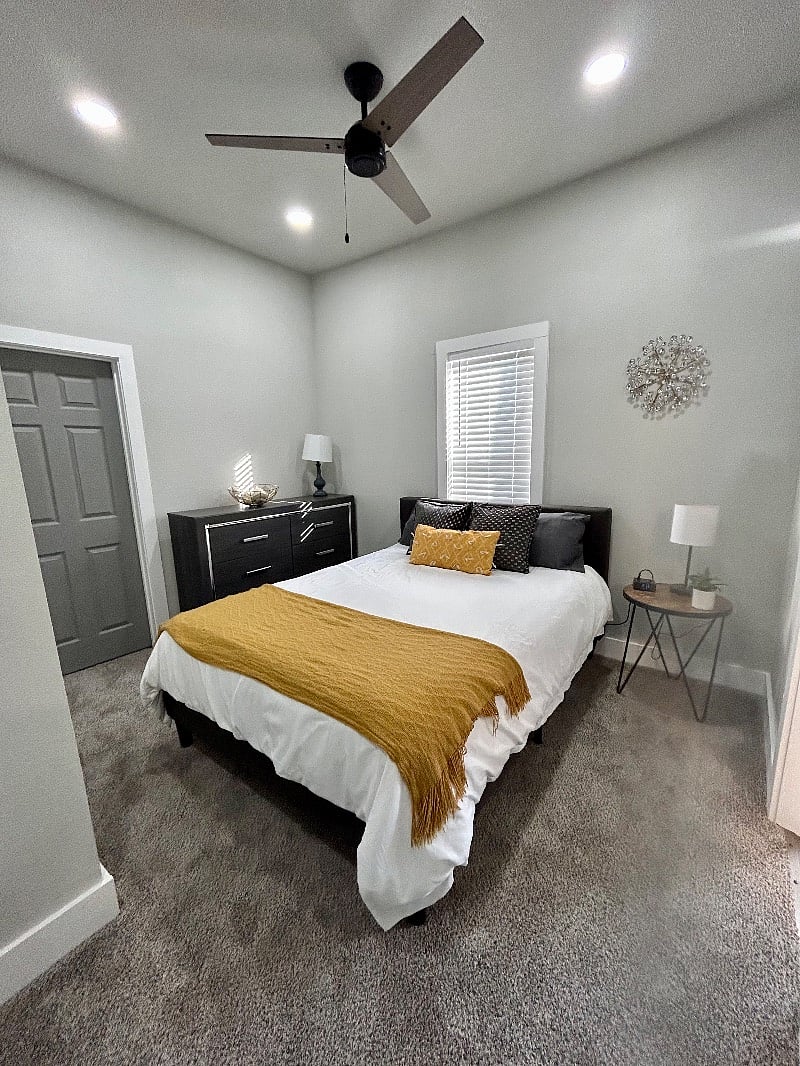 Furnished Finder property 604516_1 photo 16