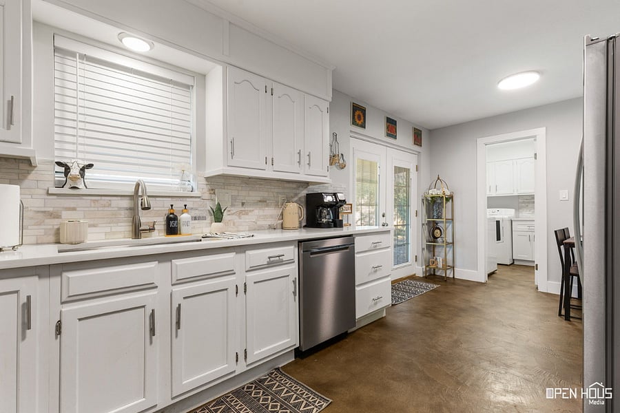 Furnished Finder property 604543_1 photo 23