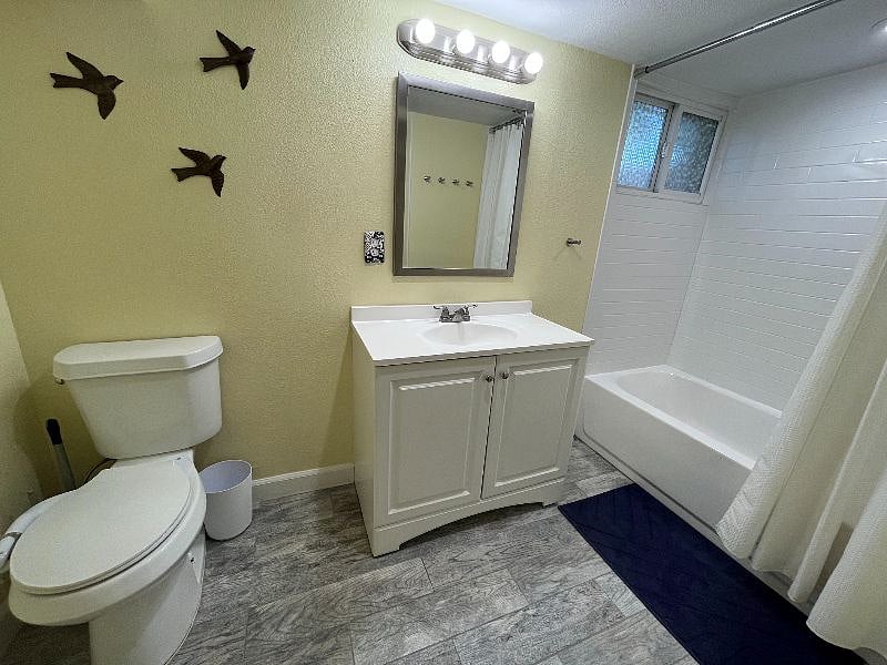 Full bath in basement