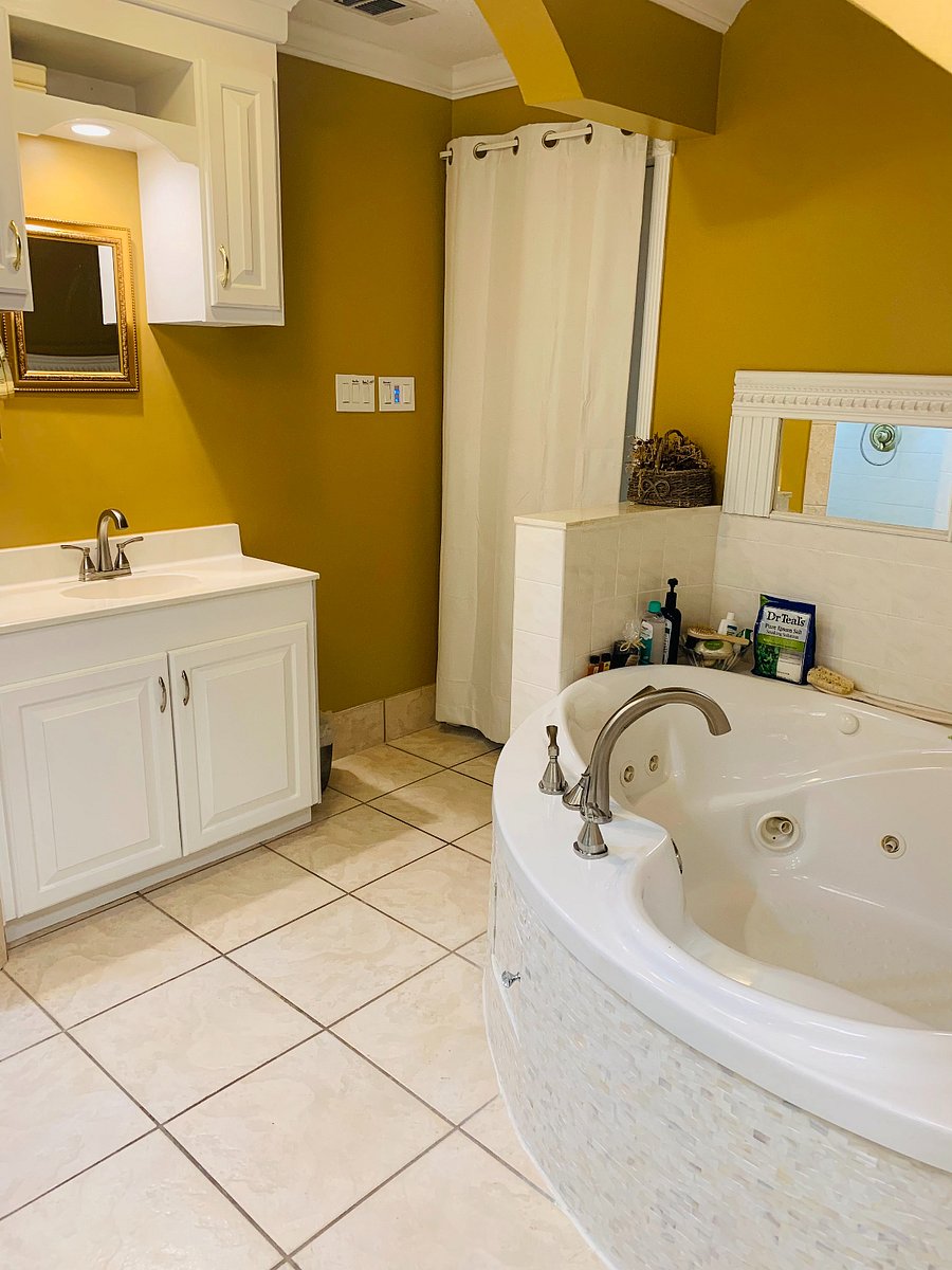 Furnished Finder property 604711_1 photo 25