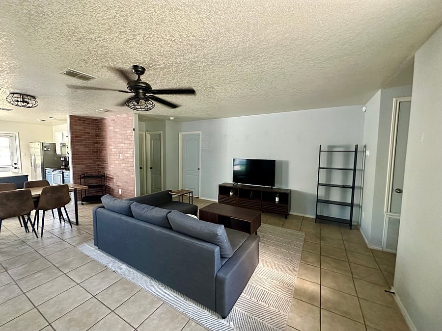 Furnished Finder property 604723_1 photo 10