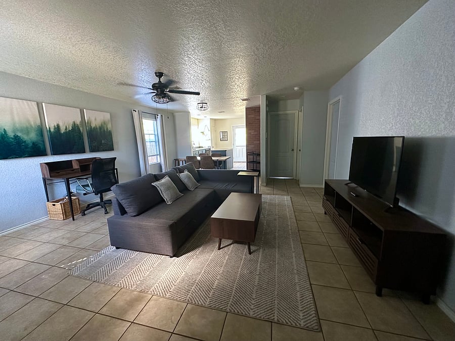 Furnished Finder property 604723_1 photo 11