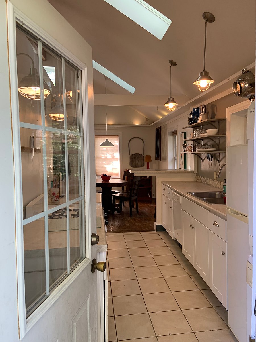 Furnished Finder property 604743_1 photo 8
