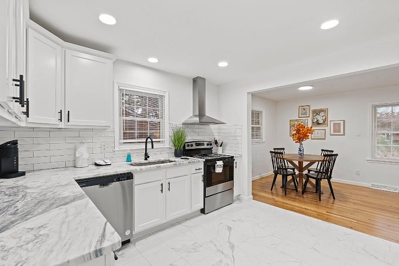 Furnished Finder property 604781_1 photo 15