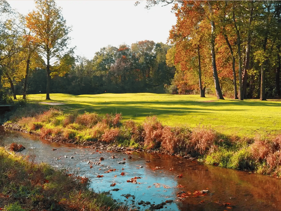 Brookshire Golf Club View Walking distance