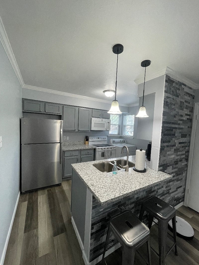 Furnished Finder property 604787_1 photo 7