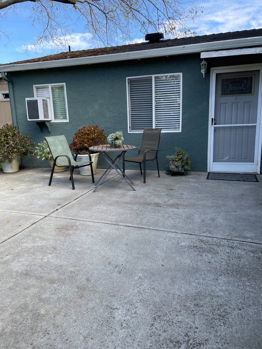Furnished Finder property 604805_1 photo 3
