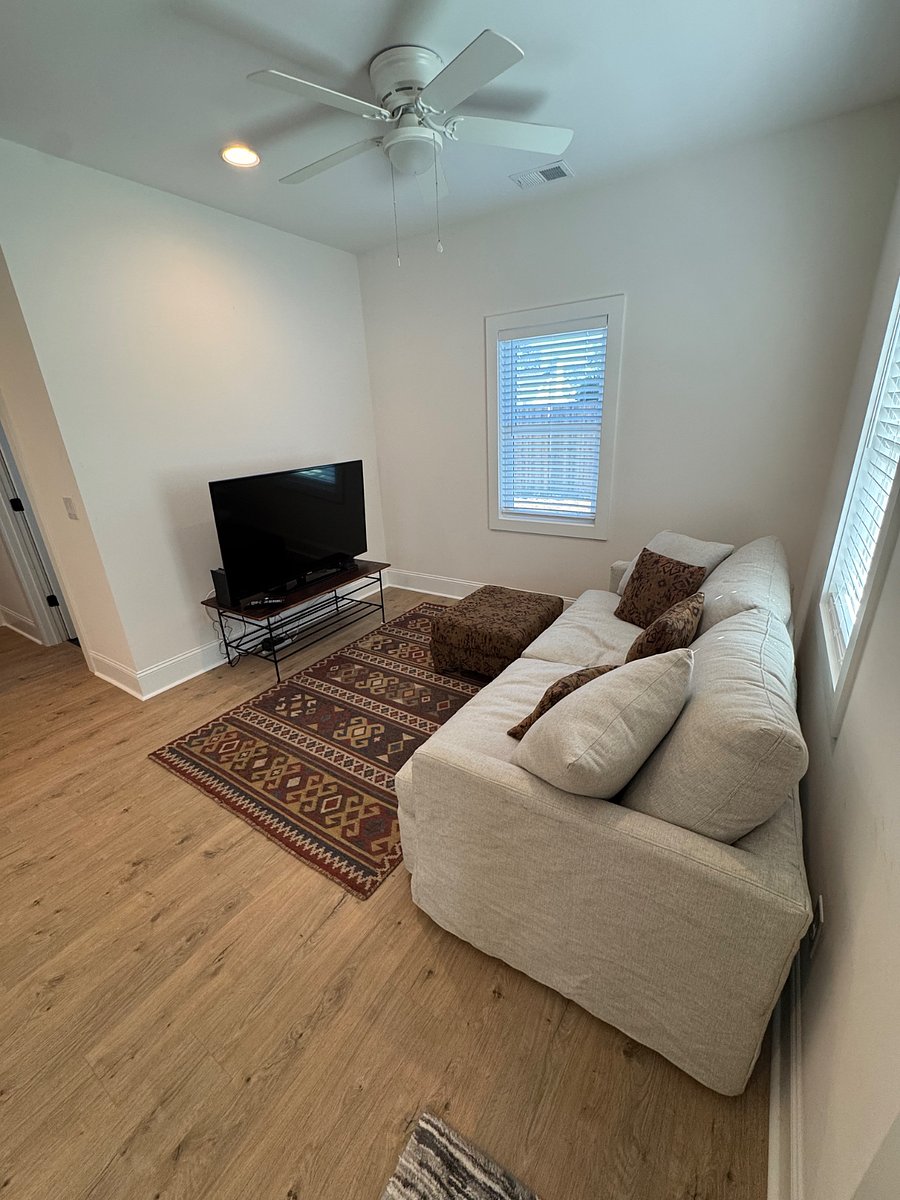 Furnished Finder property 604846_1 photo 7