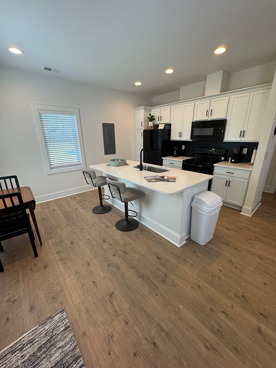 Furnished Finder property 604846_1 photo 8
