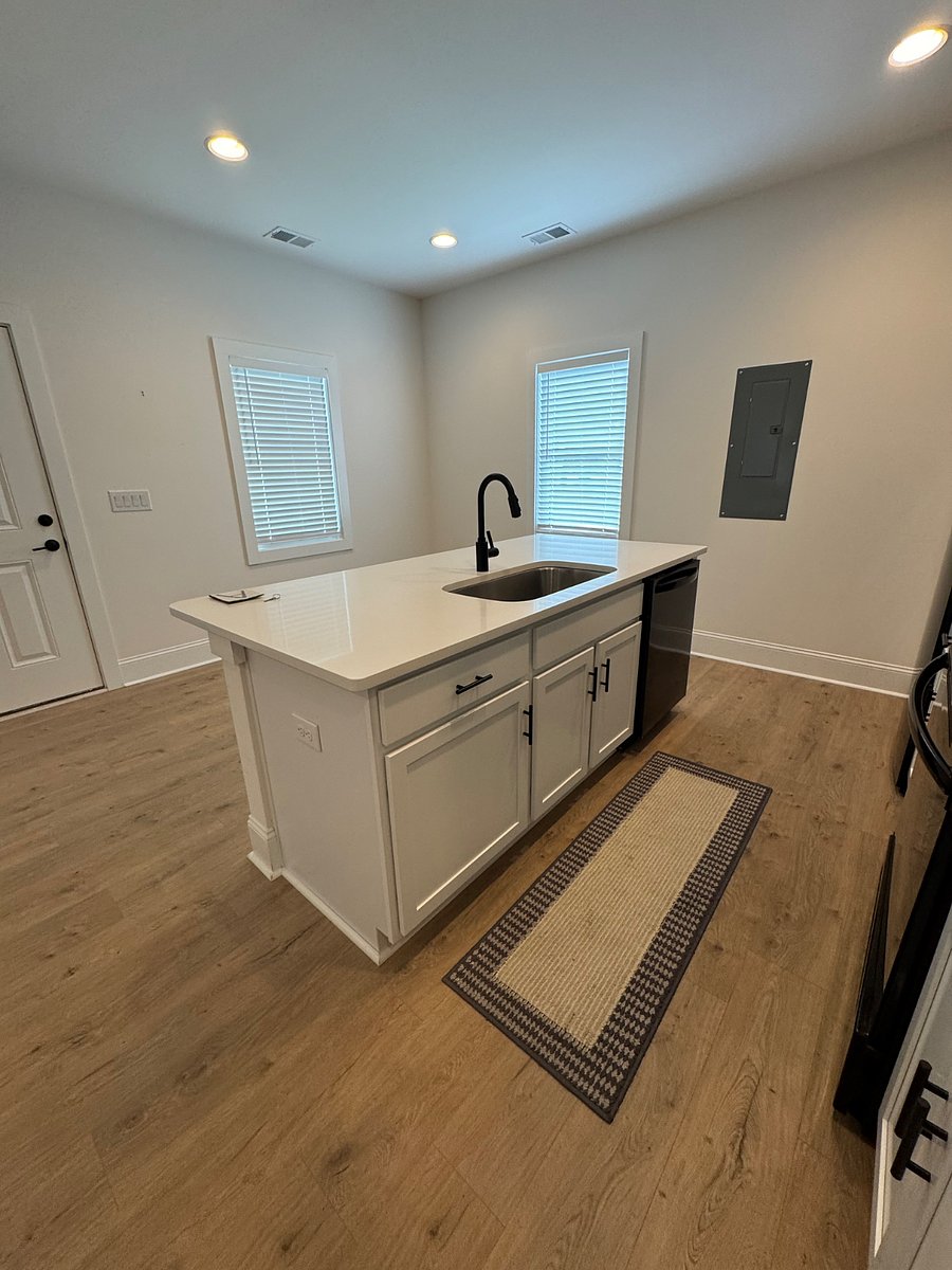 Furnished Finder property 604846_1 photo 16