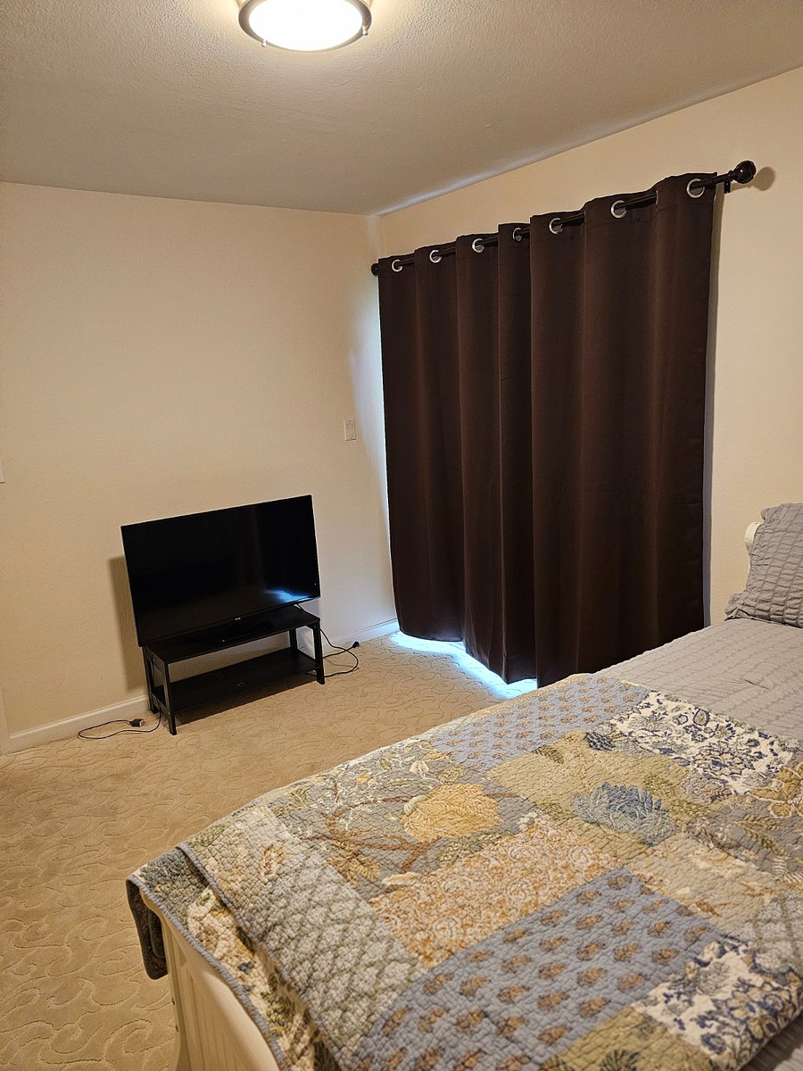 Furnished Finder property 604867_1 photo 12
