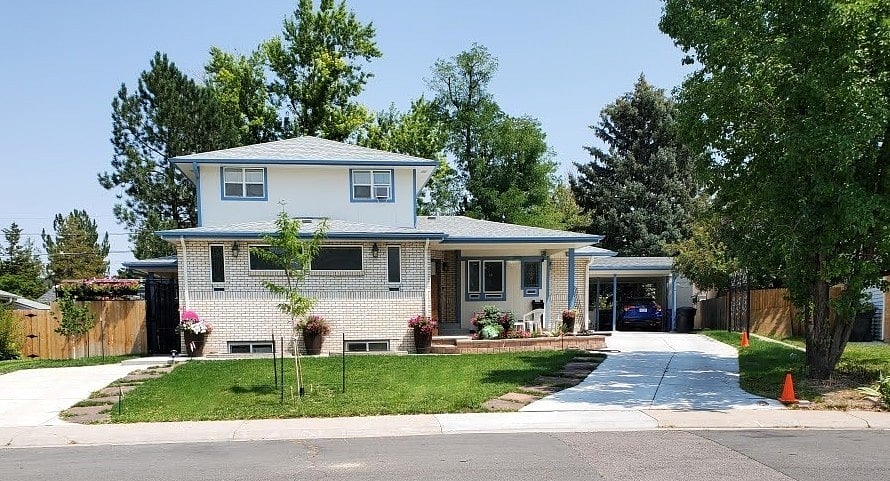The B&B space is on the top floor. The entrance is on the left side through the gate. This is a quiet, safe neighborhood. It is across the street front a park, a little over a block from the Cherry Creek bike/hiking trail, a couple of blocks from bus routes.