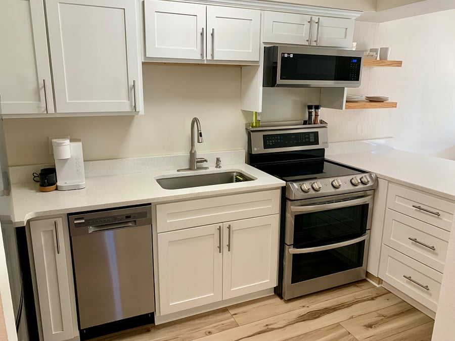 Furnished Finder property 604982_1 photo 9