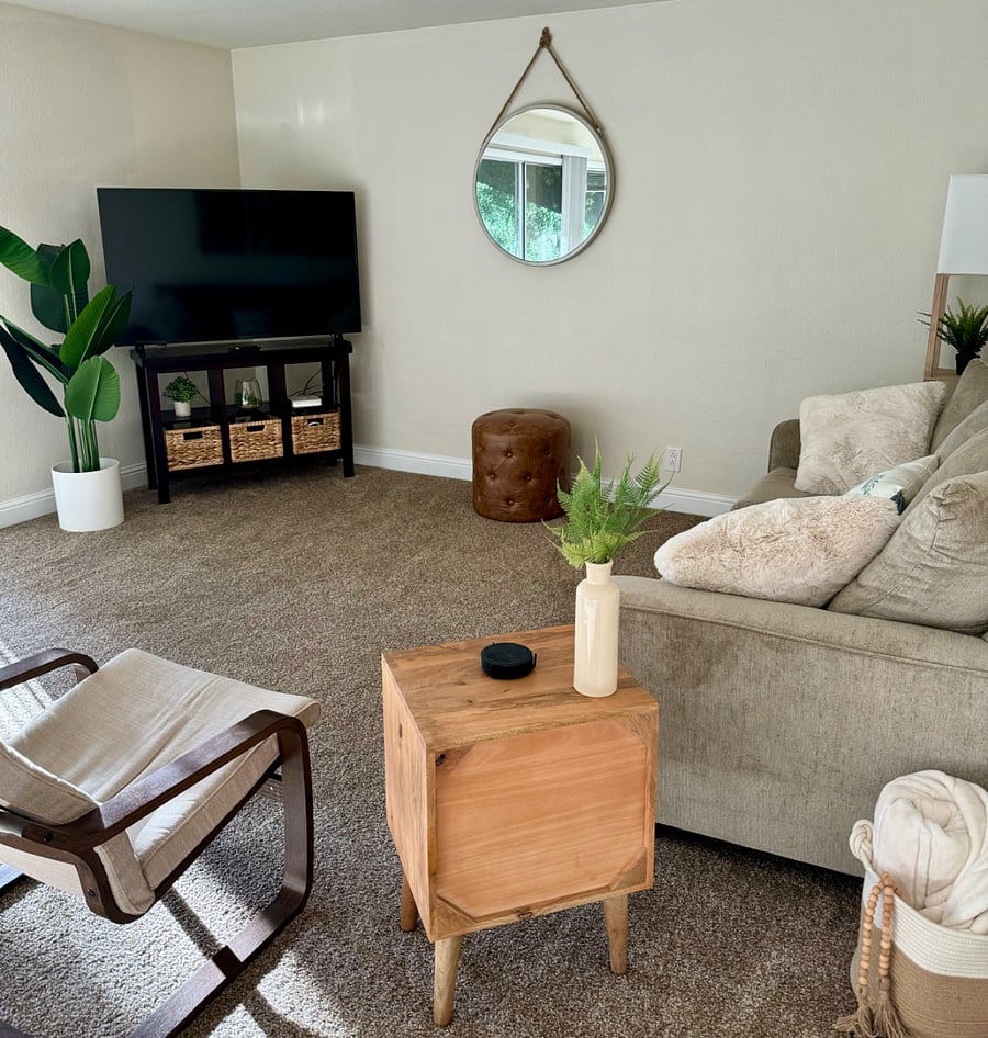 Furnished Finder property 604982_1 photo 3