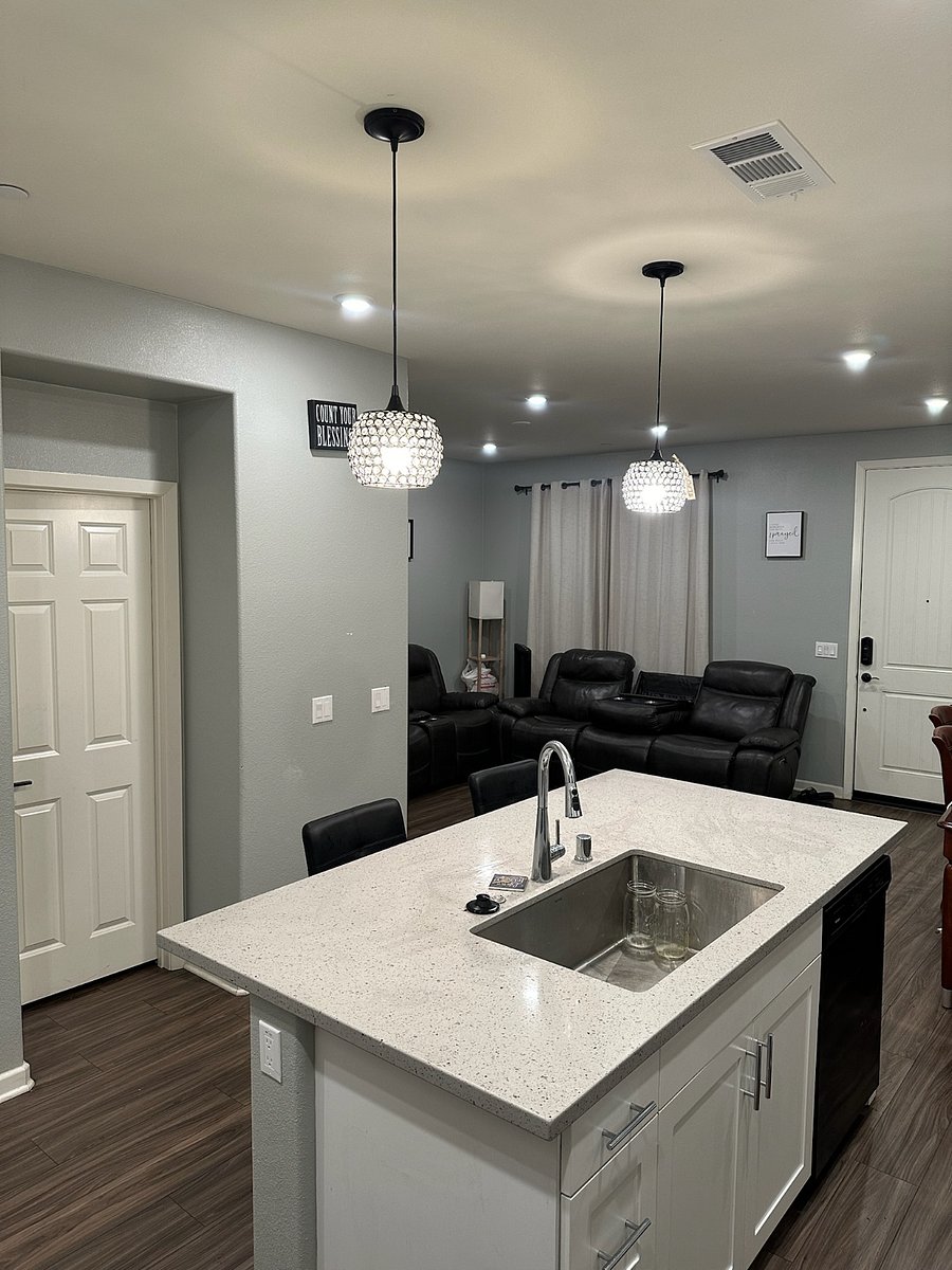 Furnished Finder property 604984_1 photo 7