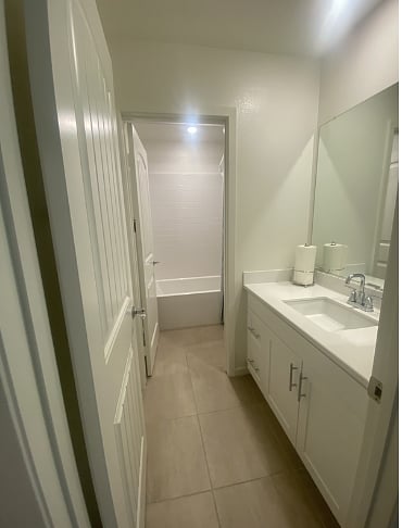 Furnished Finder property 604984_1 photo 8