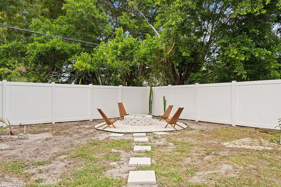 Furnished Finder property 605034_1 photo 38