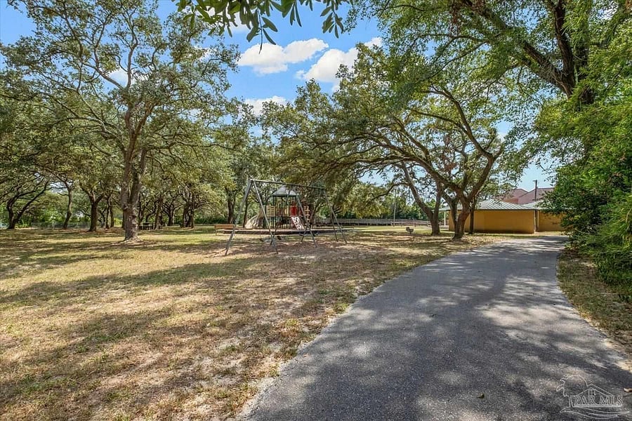 Furnished Finder property 605054_1 photo 25