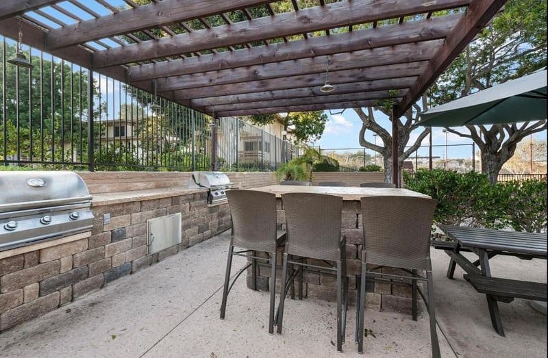 Furnished Finder property 605090_1 photo 7