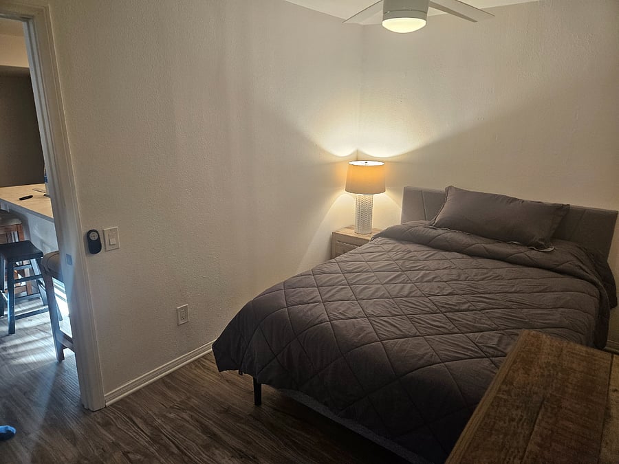 Furnished Finder property 605090_1 photo 18
