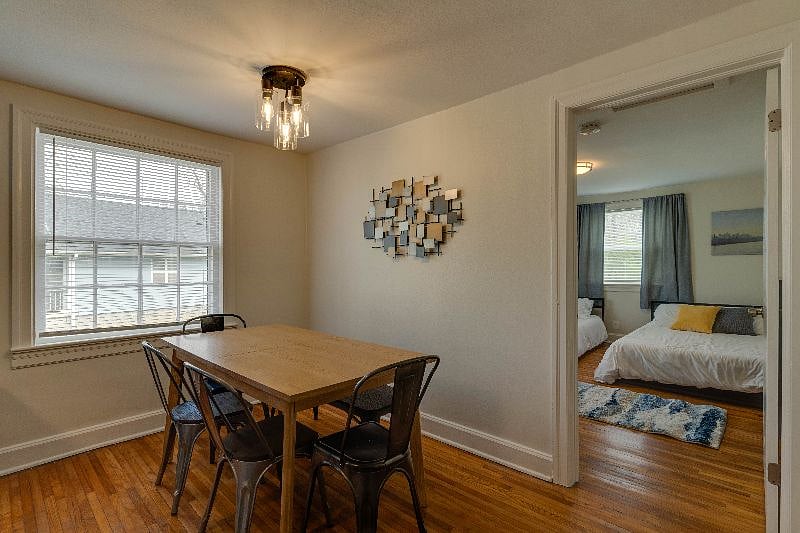 Furnished Finder property 605095_1 photo 3