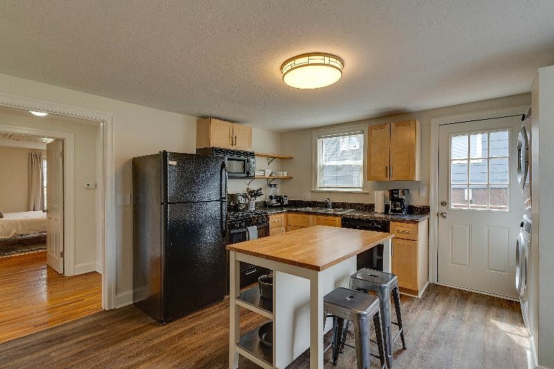 Furnished Finder property 605095_1 photo 4