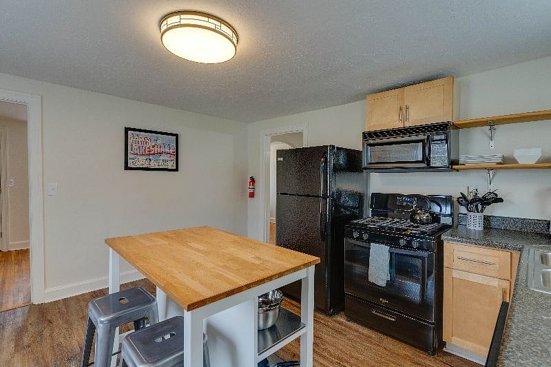 Furnished Finder property 605095_1 photo 5