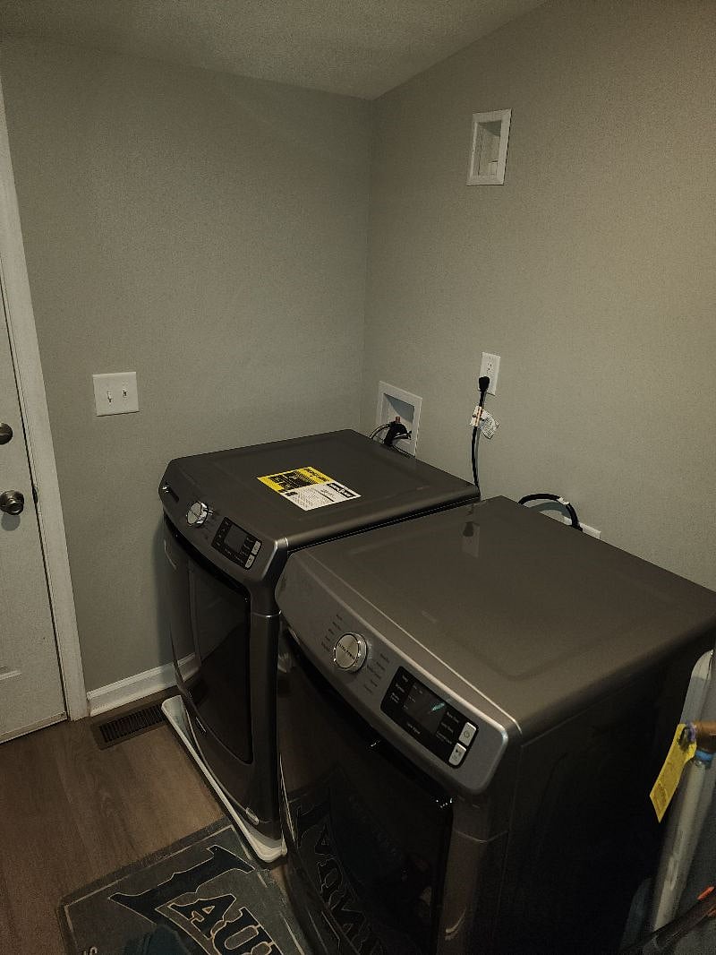 Furnished Finder property 605110_1 photo 9