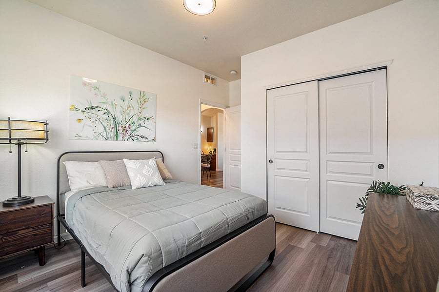 Furnished Finder property 605125_1 photo 13