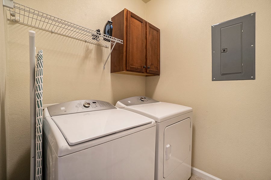 Furnished Finder property 605125_1 photo 16