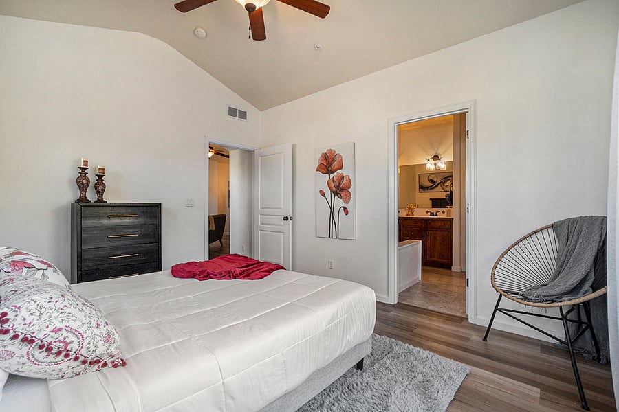 Furnished Finder property 605125_1 photo 10