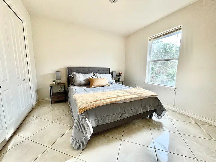 Furnished Finder property 605127_1 photo 3