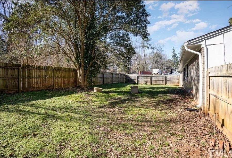 Furnished Finder property 605220_1 photo 3