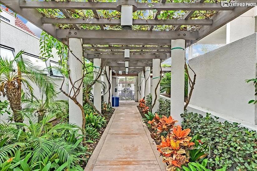 Furnished Finder property 605305_1 photo 18