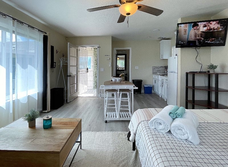 Furnished Finder property 605353_2 photo 9