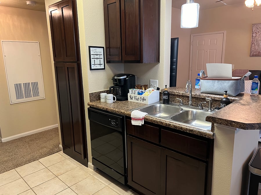 Furnished Finder property 605488_1 photo 4