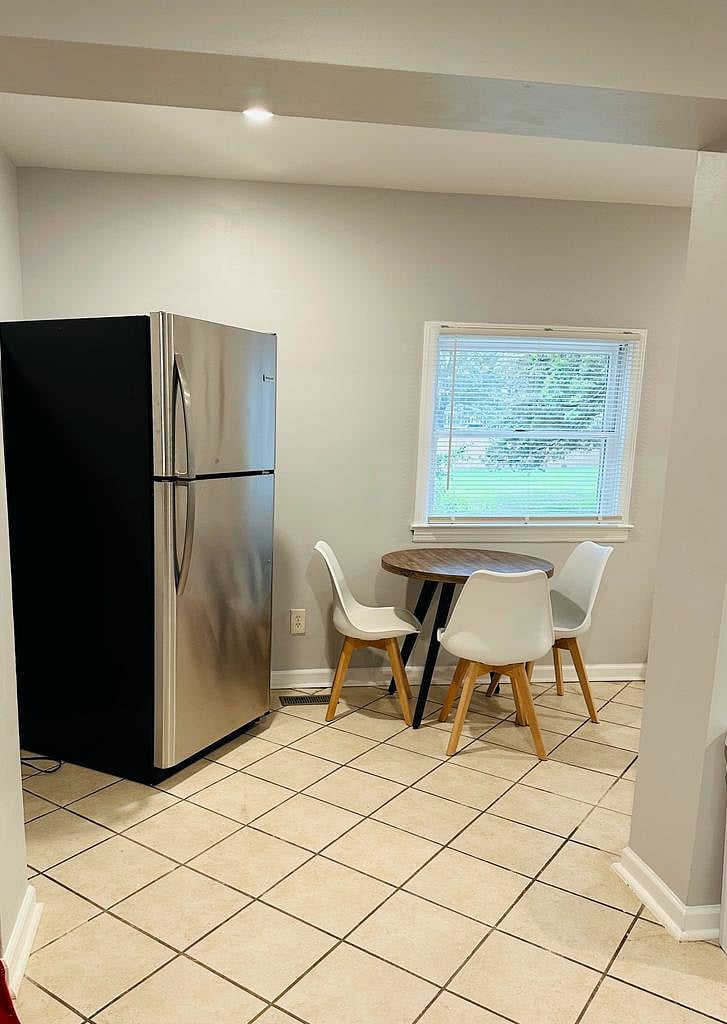 Furnished Finder property 605501_1 photo 7