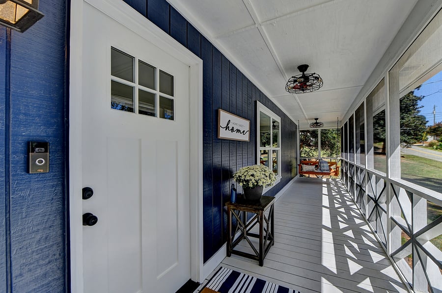 Tons of Privacy on this Large Screen in Porch with Swing