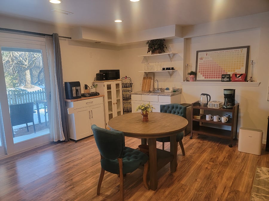Furnished Finder property 605517_1 photo 10