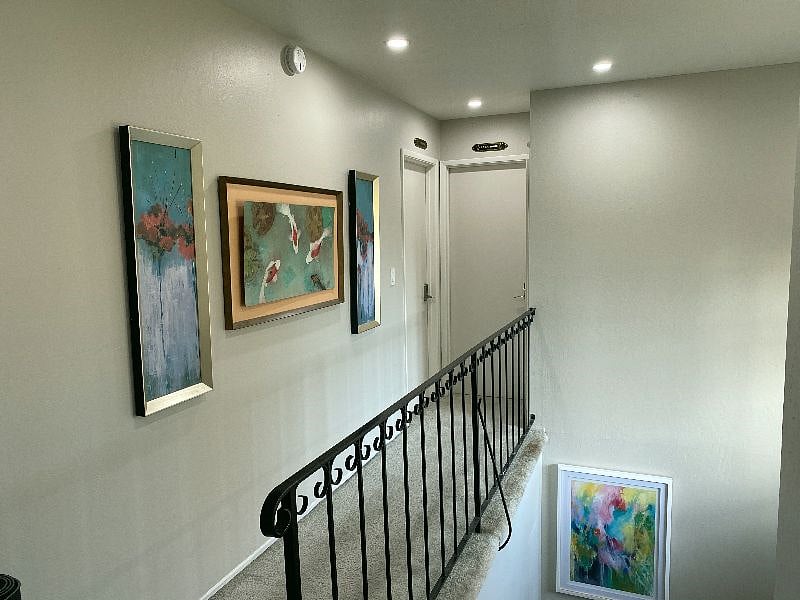 Entryway to the Lanai Room Upstairs