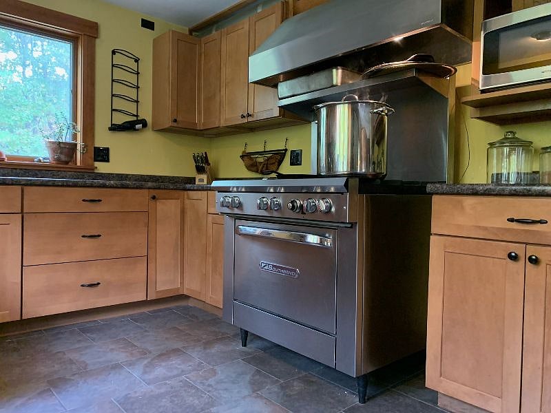 Furnished Finder property 605665_2 photo 10
