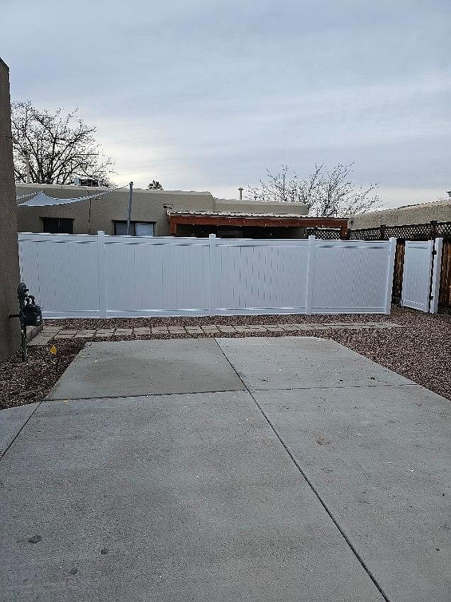 Furnished Finder property 605694_2 photo 17