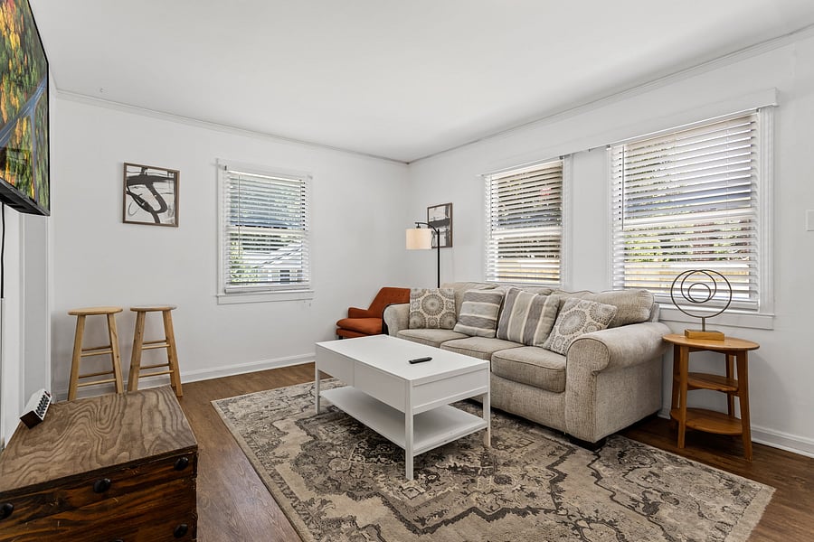 Furnished Finder property 605709_1 photo 3