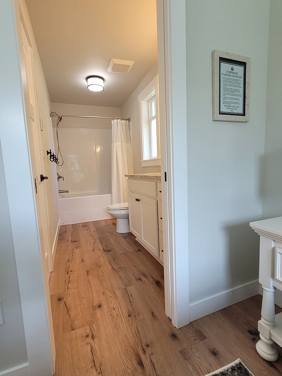 Furnished Finder property 605733_1 photo 17