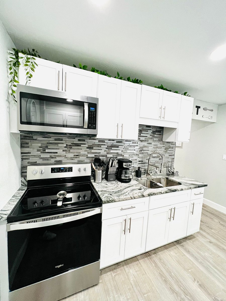Furnished Finder property 605750_2 photo 15
