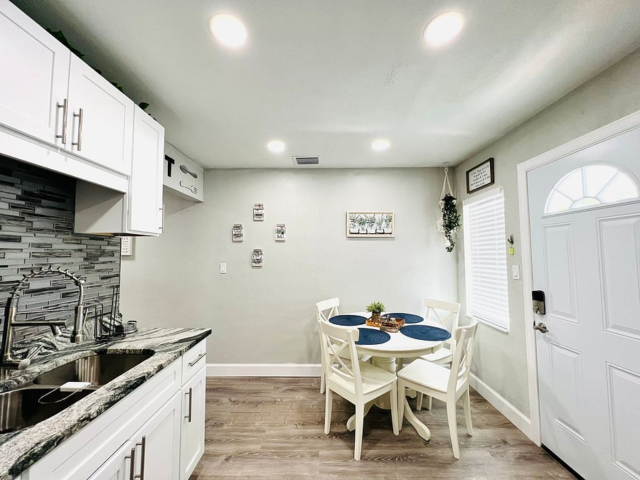 Furnished Finder property 605750_2 photo 16