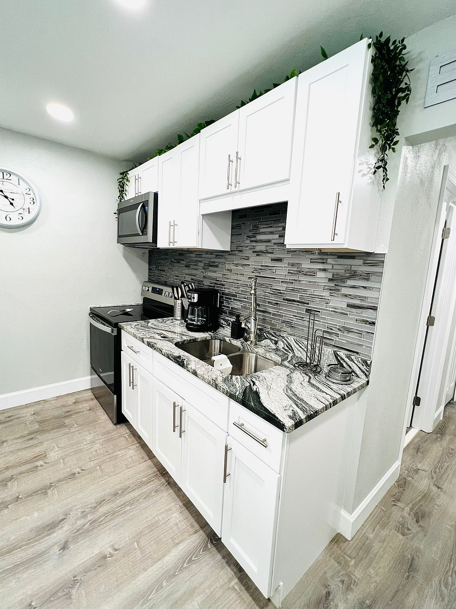 Furnished Finder property 605750_2 photo 18