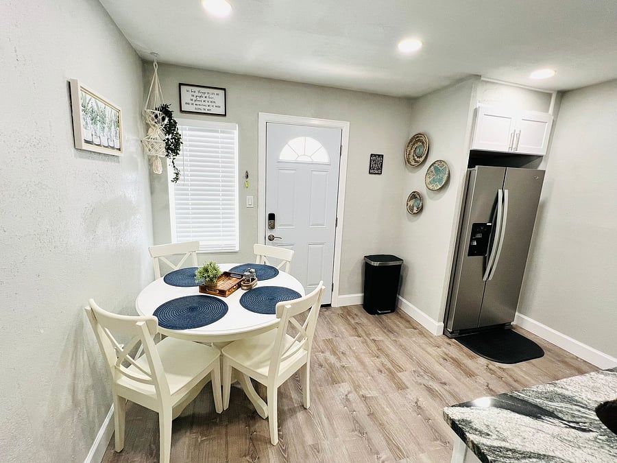 Furnished Finder property 605750_2 photo 22